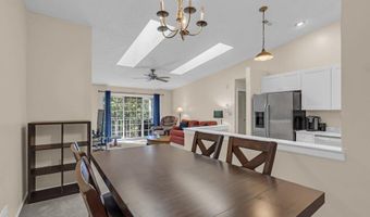 66 Iroquois Dr 24, Absecon, NJ 08201