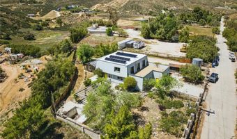 33645 Kobe Rd, Agua Dulce, CA 91390