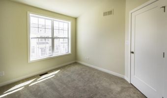 2843 Hardwick Rd, Ann Arbor, MI 48105
