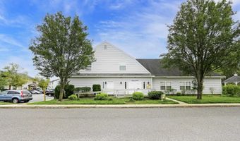 10 Oyster Bay Rd H, Absecon, NJ 08201