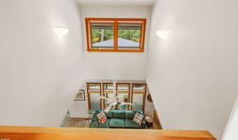 611 Forest St, Ashland, OR 97520