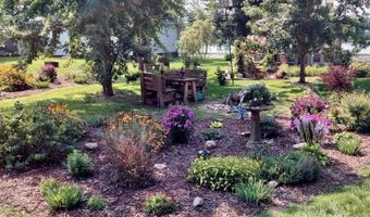 146 Washington Ave, Alden, MN 56009