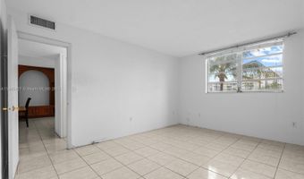 3030 Marcos Dr T203, Aventura, FL 33160