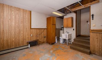 6272 Earhart Rd, Ann Arbor, MI 48105