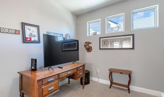 4768 N Prestwick Ave, Bel Aire, KS 67226