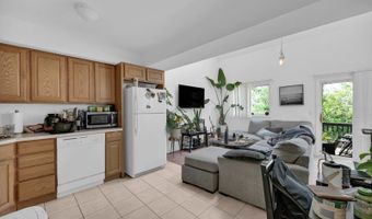 2 Port Royal Dr 4, Alloway, NJ 07462