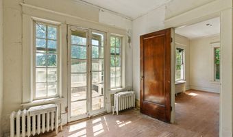 160 Manning Blvd, Albany, NY 12203