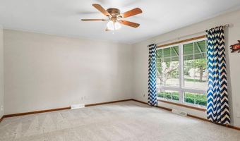 1602 Golden Oak Ln, Madison, WI 53711