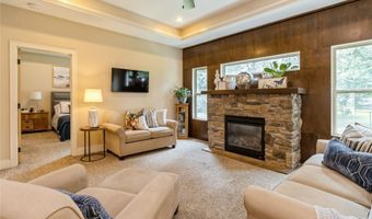 1705 Court St, Adel, IA 50003