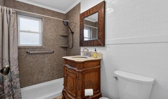 214 AVENUE A B5, Bayonne, NJ 07002
