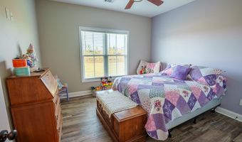 315 CROSBY CHAPEL CH, Baxley, GA 31513