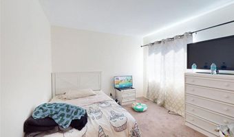 220 S Linhaven Cir, Anaheim, CA 92804