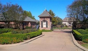 5988 5986 STONEGATE Dr, Alexandria, LA 71303