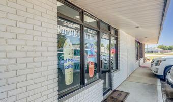 2643 Executive Pl, Biloxi, MS 39531