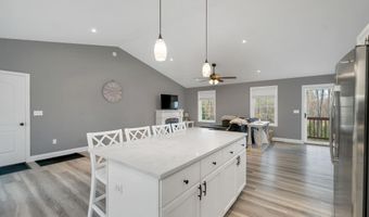 123 Parade Rd, Barnstead, NH 03218