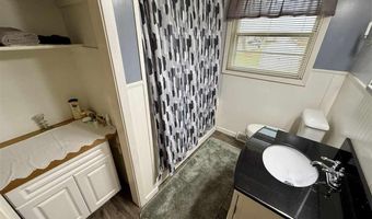 313 S 2nd St W, Aurora, MN 55705