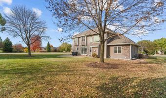 W5889 GERANIUM Drive, Appleton, WI 54915