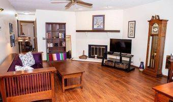13394 Hughes Ct, Apple Valley, MN 55124