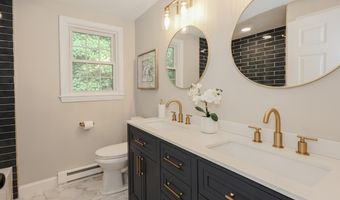 9 Northfield Rd, Amherst, NH 03031