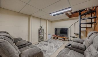 805 Babs Ave, Benton City, WA 99320
