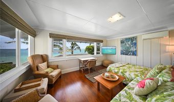 1414 Mokulua Dr, Kailua, HI 96734