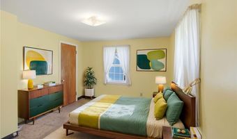 15 Valley View Dr, Cumberland, RI 02864