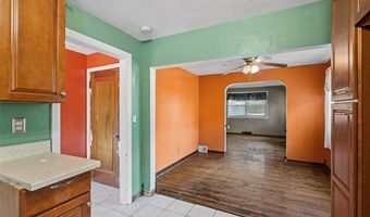 1127 Mcknight Dr, Bethel Park, PA 15102
