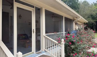 113 Woodson St, Bruce, MS 38915