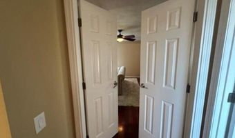 88 Nipmuc Trl C, North Providence, RI 02904