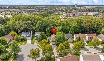1097 Pebble Brook Dr, Columbus, OH 43240