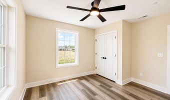 31 PREAKNESS Dr, Berlin, MD 21811