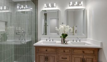 1729 N Mitchell Ave, Arlington Heights, IL 60004