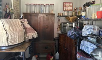 927 Main St, Carlin, NV 89822