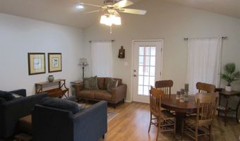 406 5 W Richardson Ave, Artesia, NM 88210