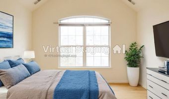 19 MARINA Dr, Bayonne, NJ 07002