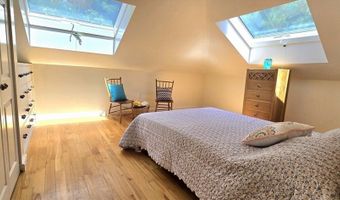 35 Nonantum St C, Boston, MA 02135