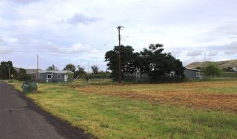 16 Th St, Alpine, TX 79830