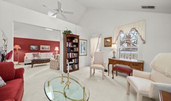 1943 N Charter Point Dr D, Arlington Heights, IL 60004