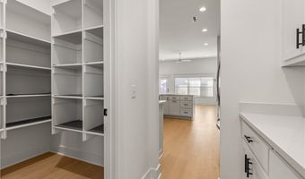 6300 Beacon St, Bentonville, AR 72713