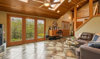 239 Wright Rd, Canton, CT 06019