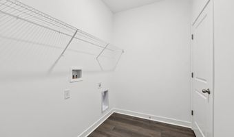 8094 Wesleyan Dr, Avon, IN 46123