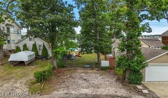 2475 Horace St, West Bloomfield, MI 48324