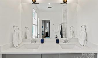 127 Alma Ln, Asheville, NC 28806