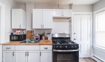 171 Lyon Ave, East Providence, RI 02914