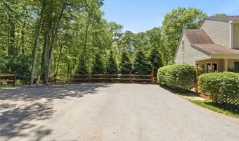 193 Lake Washington Dr, Glocester, RI 02814