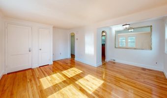 14 Grew Hill Rd 1, Boston, MA 02131