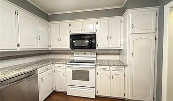 1508 Sunny Ln, Ardmore, OK 73401