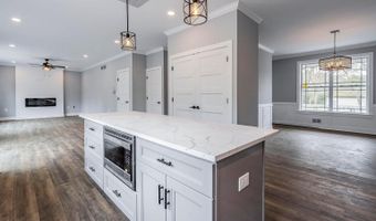 751 Leeward Ave, Beachwood, NJ 08722