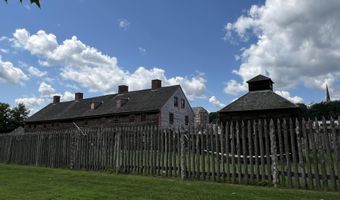 2 Howard St, Augusta, ME 04330