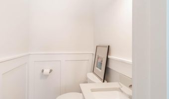 8804 WISSAHICKON Ave, Philadelphia, PA 19128